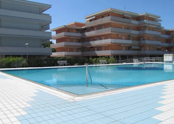 Apartamento Lovely Flat With Pool Access *