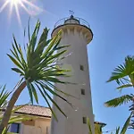 Lovely Flat With Pool Access Lejlighed